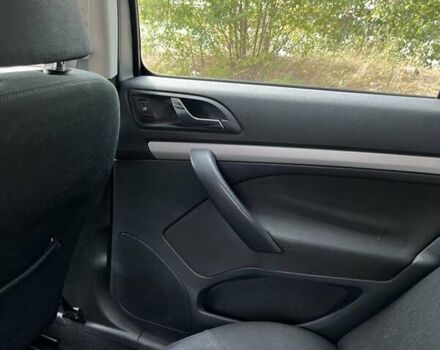 Бежевый Шкода Октавия, объемом двигателя 1.8 л и пробегом 239 тыс. км за 7000 $, фото 31 на Automoto.ua