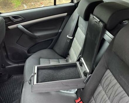 Бежевый Шкода Октавия, объемом двигателя 1.8 л и пробегом 239 тыс. км за 7000 $, фото 33 на Automoto.ua