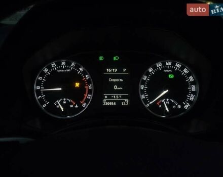 Бежевый Шкода Октавия, объемом двигателя 1.98 л и пробегом 231 тыс. км за 8300 $, фото 54 на Automoto.ua