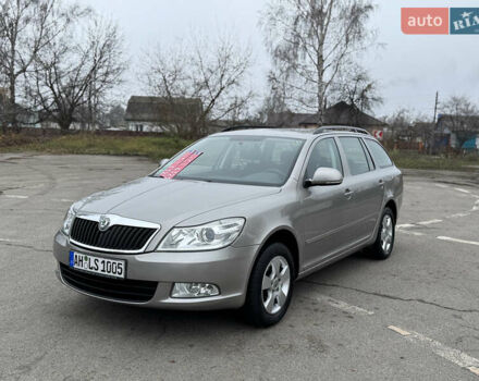 Бежевый Шкода Октавия, объемом двигателя 1.6 л и пробегом 223 тыс. км за 7700 $, фото 2 на Automoto.ua