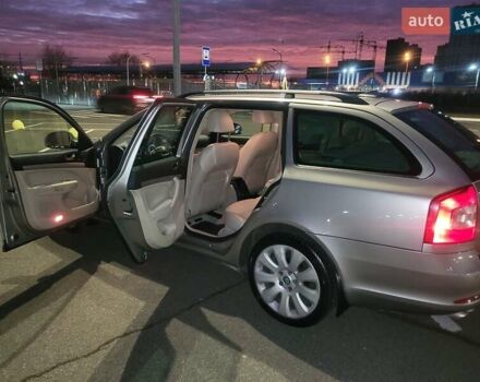 Бежевый Шкода Октавия, объемом двигателя 1.98 л и пробегом 231 тыс. км за 8300 $, фото 23 на Automoto.ua