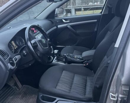 Бежевый Шкода Октавия, объемом двигателя 1.6 л и пробегом 280 тыс. км за 7500 $, фото 4 на Automoto.ua