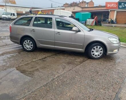 Бежевий Шкода Октавія, об'ємом двигуна 0 л та пробігом 197 тис. км за 8000 $, фото 9 на Automoto.ua