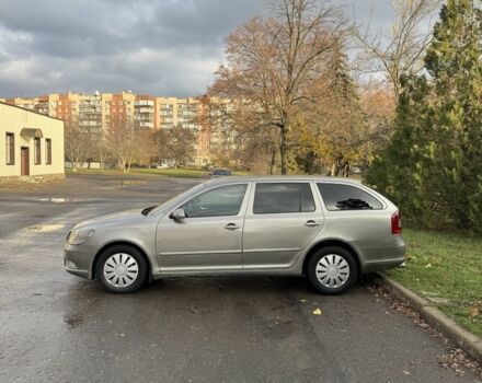 Бежевий Шкода Октавія, об'ємом двигуна 2 л та пробігом 250 тис. км за 3650 $, фото 8 на Automoto.ua