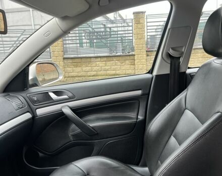 Бежевий Шкода Октавія, об'ємом двигуна 1.8 л та пробігом 280 тис. км за 8000 $, фото 20 на Automoto.ua