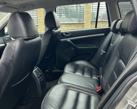 Бежевый Шкода Октавия, объемом двигателя 1.8 л и пробегом 280 тыс. км за 8000 $, фото 17 на Automoto.ua