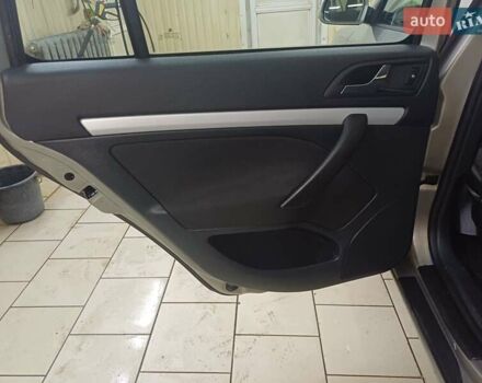 Бежевий Шкода Октавія, об'ємом двигуна 0 л та пробігом 197 тис. км за 8000 $, фото 18 на Automoto.ua