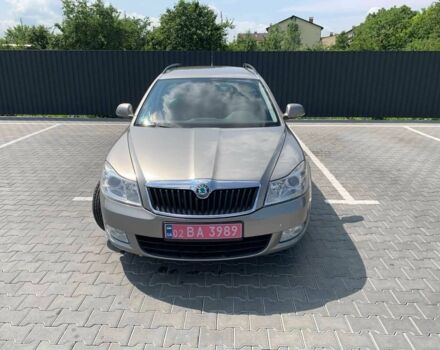 Бежевий Шкода Октавія, об'ємом двигуна 1.6 л та пробігом 225 тис. км за 8200 $, фото 1 на Automoto.ua