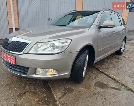 Бежевий Шкода Октавія, об'ємом двигуна 0 л та пробігом 197 тис. км за 8000 $, фото 4 на Automoto.ua