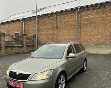 Бежевый Шкода Октавия, объемом двигателя 1.8 л и пробегом 280 тыс. км за 8000 $, фото 8 на Automoto.ua