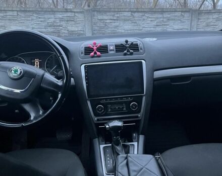 Бежевый Шкода Октавия, объемом двигателя 1.6 л и пробегом 280 тыс. км за 7500 $, фото 3 на Automoto.ua