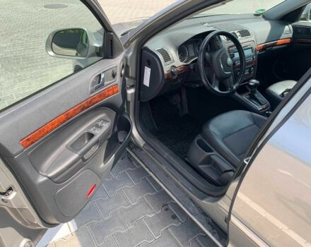 Бежевий Шкода Октавія, об'ємом двигуна 1.6 л та пробігом 225 тис. км за 8200 $, фото 7 на Automoto.ua