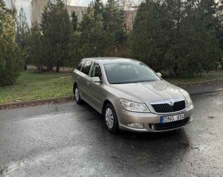 Бежевий Шкода Октавія, об'ємом двигуна 2 л та пробігом 250 тис. км за 3650 $, фото 3 на Automoto.ua