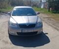 Бежевый Шкода Октавия, объемом двигателя 1.6 л и пробегом 165 тыс. км за 7800 $, фото 1 на Automoto.ua
