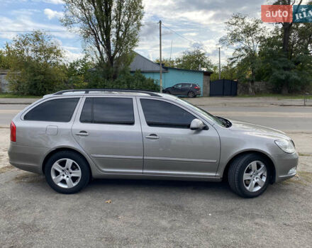 Бежевий Шкода Октавія, об'ємом двигуна 1.6 л та пробігом 237 тис. км за 7300 $, фото 2 на Automoto.ua