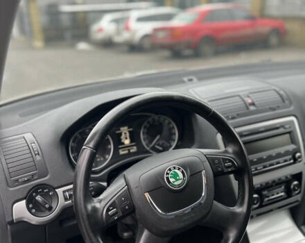 Бежевый Шкода Октавия, объемом двигателя 1.8 л и пробегом 280 тыс. км за 8000 $, фото 13 на Automoto.ua