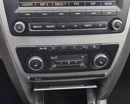 Бежевий Шкода Октавія, об'ємом двигуна 1.8 л та пробігом 198 тис. км за 7600 $, фото 34 на Automoto.ua