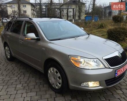 Бежевый Шкода Октавия, объемом двигателя 1.6 л и пробегом 218 тыс. км за 7300 $, фото 5 на Automoto.ua
