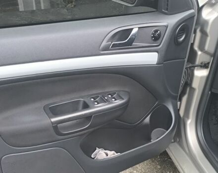 Бежевий Шкода Октавія, об'ємом двигуна 1.8 л та пробігом 2 тис. км за 10300 $, фото 4 на Automoto.ua