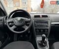Бежевый Шкода Октавия, объемом двигателя 1.6 л и пробегом 199 тыс. км за 7500 $, фото 10 на Automoto.ua