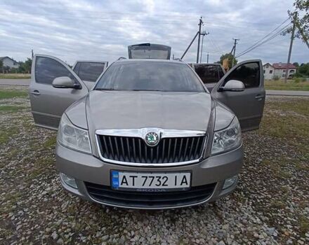 Бежевый Шкода Октавия, объемом двигателя 1.8 л и пробегом 129 тыс. км за 10000 $, фото 7 на Automoto.ua