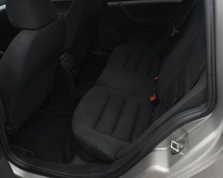 Бежевый Шкода Октавия, объемом двигателя 1.6 л и пробегом 218 тыс. км за 7300 $, фото 10 на Automoto.ua