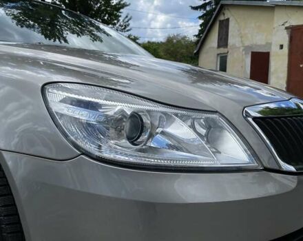 Бежевий Шкода Октавія, об'ємом двигуна 1.6 л та пробігом 120 тис. км за 8200 $, фото 3 на Automoto.ua