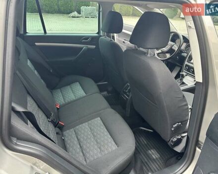 Бежевий Шкода Октавія, об'ємом двигуна 1.8 л та пробігом 239 тис. км за 8150 $, фото 26 на Automoto.ua