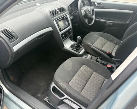 Бежевый Шкода Октавия, объемом двигателя 1.6 л и пробегом 133 тыс. км за 3600 $, фото 12 на Automoto.ua