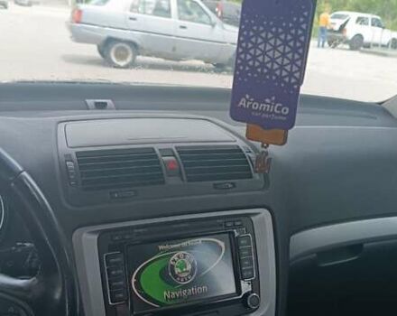 Шкода Октавия 2011 в Каменце-Подольском на Automoto.ua Бежевый Шкода Октавия, объемом двигателя 1.6 л и пробегом 209 тыс. км за 8599 $, фото 3 на Automoto.ua