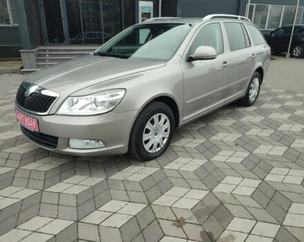 Бежевый Шкода Октавия, объемом двигателя 1 л и пробегом 136 тыс. км за 7600 $, фото 1 на Automoto.ua