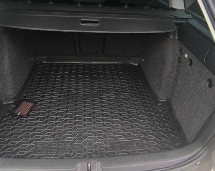 Бежевий Шкода Октавія, об'ємом двигуна 1.8 л та пробігом 2 тис. км за 10300 $, фото 10 на Automoto.ua