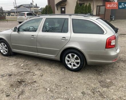 Бежевый Шкода Октавия, объемом двигателя 1.6 л и пробегом 279 тыс. км за 8100 $, фото 1 на Automoto.ua