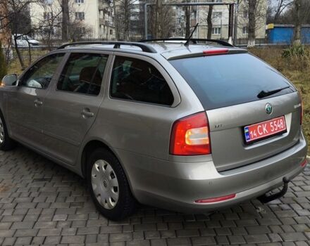 Бежевый Шкода Октавия, объемом двигателя 1.6 л и пробегом 218 тыс. км за 7300 $, фото 2 на Automoto.ua