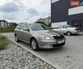 Бежевий Шкода Октавія, об'ємом двигуна 1.6 л та пробігом 327 тис. км за 7300 $, фото 1 на Automoto.ua
