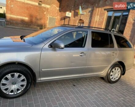 Бежевий Шкода Октавія, об'ємом двигуна 1.6 л та пробігом 120 тис. км за 8200 $, фото 17 на Automoto.ua
