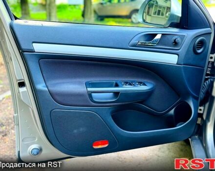 Бежевий Шкода Октавія, об'ємом двигуна 1.8 л та пробігом 180 тис. км за 8700 $, фото 3 на Automoto.ua