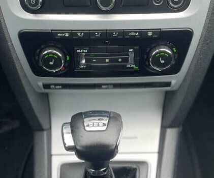 Бежевый Шкода Октавия, объемом двигателя 1.4 л и пробегом 192 тыс. км за 8350 $, фото 10 на Automoto.ua