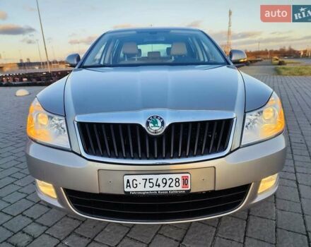 Бежевый Шкода Октавия, объемом двигателя 1.8 л и пробегом 190 тыс. км за 7555 $, фото 76 на Automoto.ua