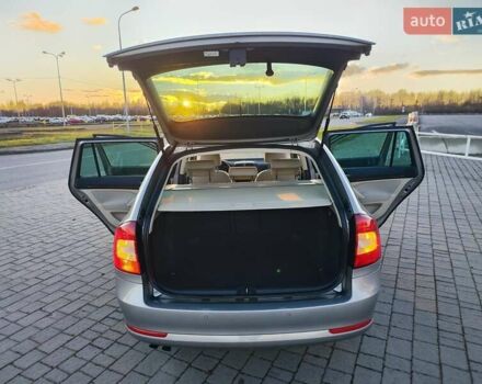 Бежевый Шкода Октавия, объемом двигателя 1.8 л и пробегом 190 тыс. км за 7555 $, фото 55 на Automoto.ua