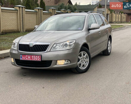 Шкода Октавія 2012 у Харкові на Automoto.ua Бежевий Шкода Октавія, об'ємом двигуна 1.8 л та пробігом 219 тис. км за 8700 $, фото 1 на Automoto.ua