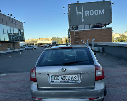 Шкода Октавия 2012 в Киеве на Automoto.ua Бежевый Шкода Октавия, объемом двигателя 1.6 л и пробегом 338 тыс. км за 5800 $, фото 10 на Automoto.ua