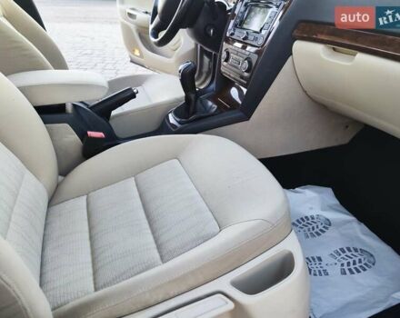 Бежевый Шкода Октавия, объемом двигателя 1.8 л и пробегом 190 тыс. км за 7555 $, фото 36 на Automoto.ua