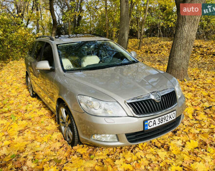 Шкода Октавия 2012 в Умани на Automoto.ua Бежевый Шкода Октавия, объемом двигателя 1.6 л и пробегом 208 тыс. км за 8800 $, фото 3 на Automoto.ua