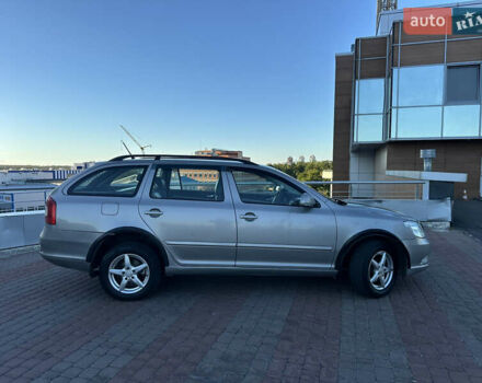 Шкода Октавия 2012 в Киеве на Automoto.ua Бежевый Шкода Октавия, объемом двигателя 1.6 л и пробегом 338 тыс. км за 5800 $, фото 4 на Automoto.ua