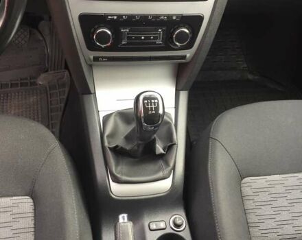 Бежевий Шкода Октавія, об'ємом двигуна 1.6 л та пробігом 210 тис. км за 9500 $, фото 17 на Automoto.ua