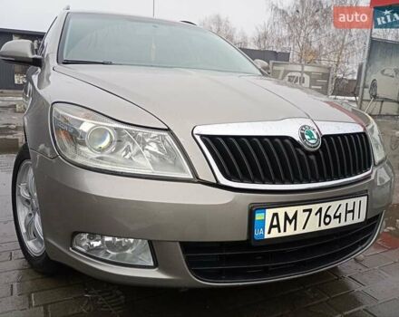 Бежевий Шкода Октавія, об'ємом двигуна 1.97 л та пробігом 294 тис. км за 8100 $, фото 3 на Automoto.ua