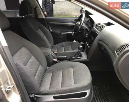 Бежевый Шкода Октавия, объемом двигателя 1.97 л и пробегом 292 тыс. км за 7300 $, фото 13 на Automoto.ua