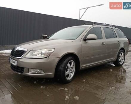Бежевый Шкода Октавия, объемом двигателя 2 л и пробегом 295 тыс. км за 7300 $, фото 6 на Automoto.ua