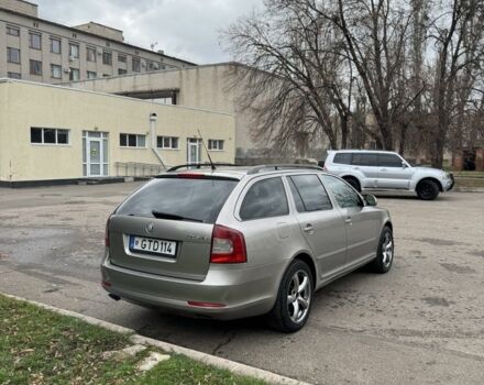 Бежевый Шкода Октавия, объемом двигателя 2 л и пробегом 250 тыс. км за 3950 $, фото 4 на Automoto.ua